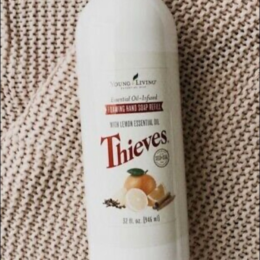 Thieves Foaming Soap 32 oz